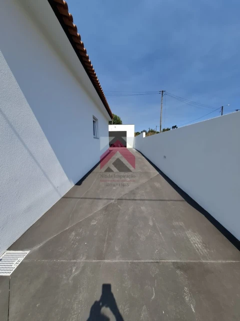 Moradia T4 para Venda em Santo Andre de Vagos