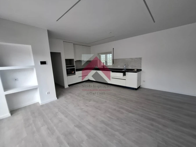 Moradia T4 para Venda em Santo Andre de Vagos Foto 4