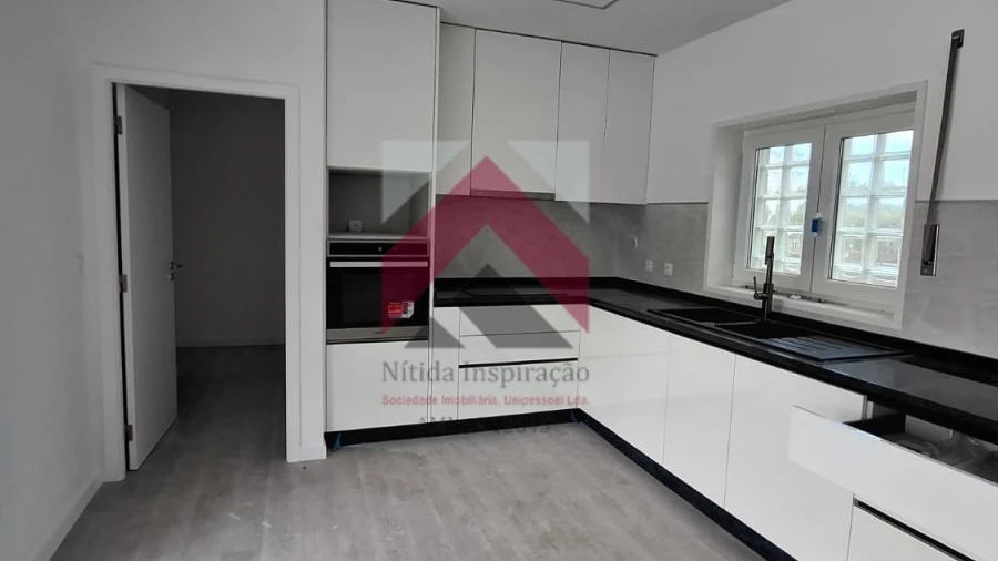 Moradia T4 para Venda em Santo Andre de Vagos