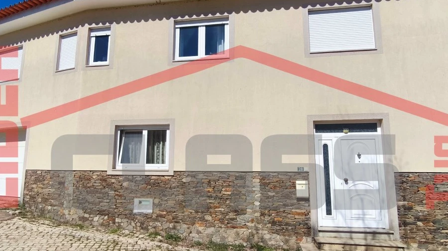 Moradia T2 para Venda em Macedo de Cavaleiros