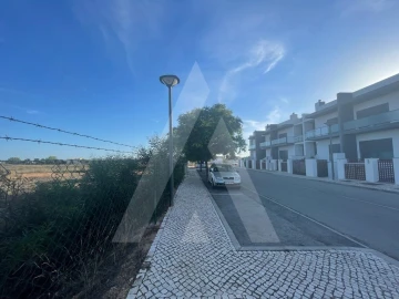 Terreno para Venda em Conceição e Estoi