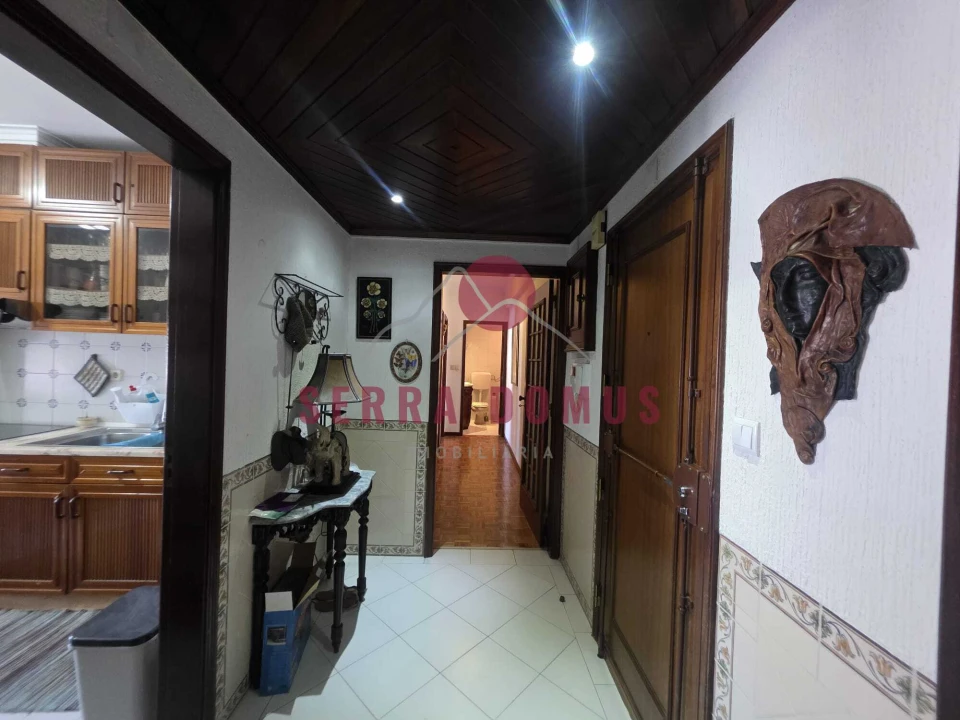 Apartamento T2 para Venda em Rio de Mouro Foto 10