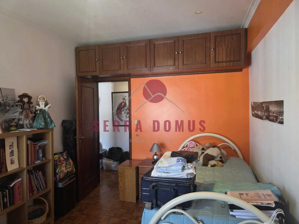 Apartamento T2 para Venda em Rio de Mouro Foto 15