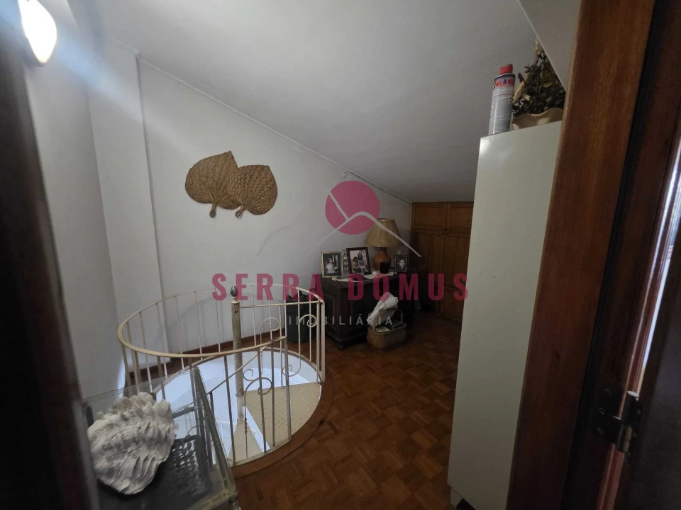 Apartamento T2 para Venda em Rio de Mouro Foto 19