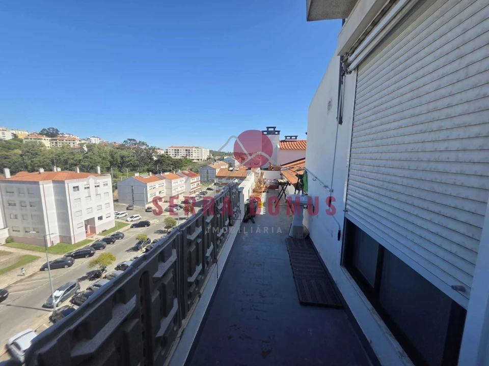 Apartamento T2 para Venda em Rio de Mouro Foto 6