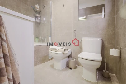 Apartamento T5 para Venda em Olivais