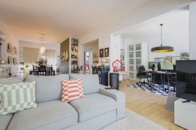Apartamento T5 para Venda em Olivais
