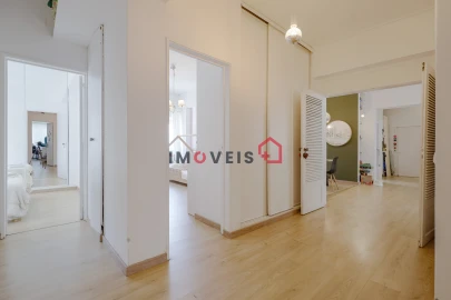 Apartamento T5 para Venda em Olivais