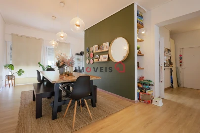 Apartamento T5 para Venda em Olivais