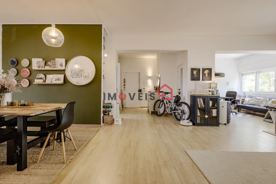 Apartamento T5 para Venda em Olivais Foto 6