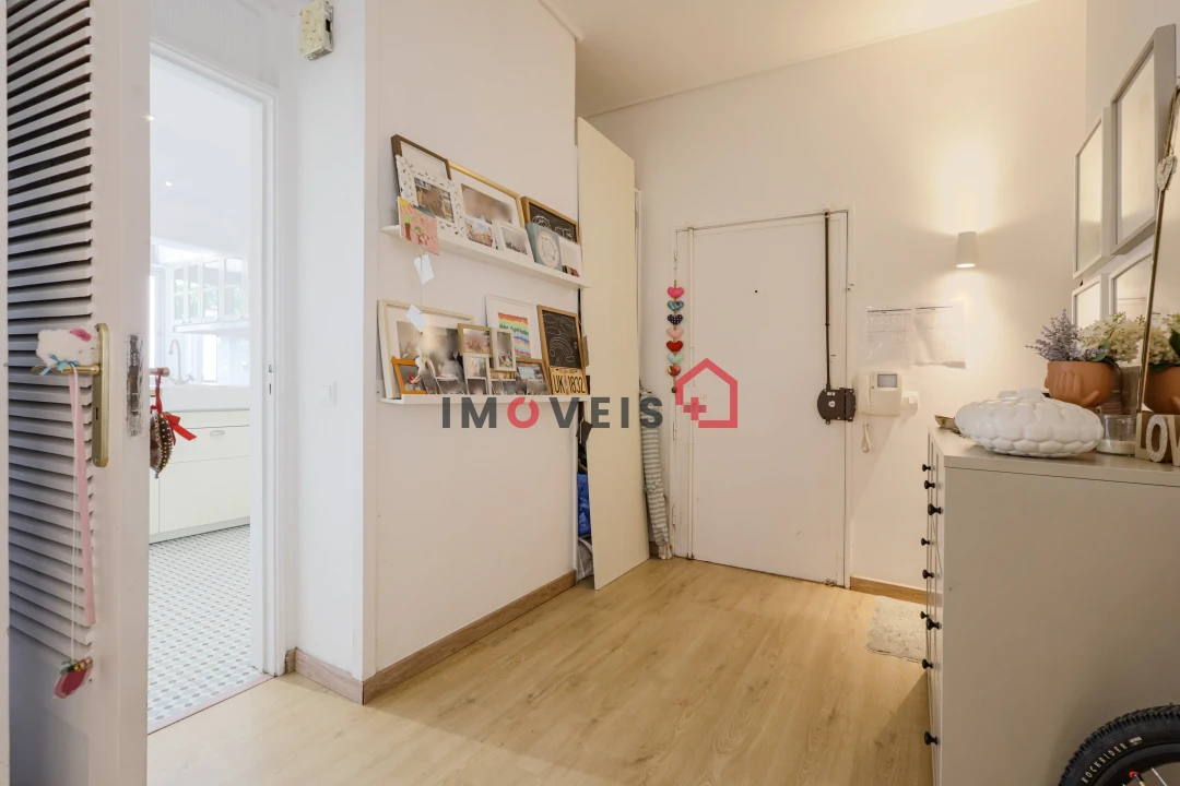 Apartamento T5 para Venda em Olivais Foto 3