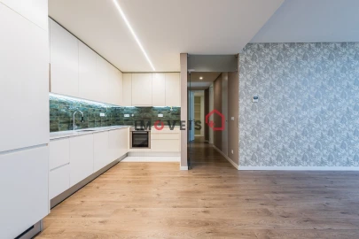 Apartamento T2 para Venda em Leiria, Pousos, Barreira e Cortes