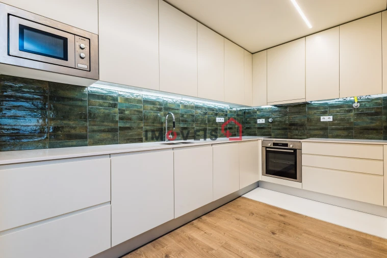 Apartamento T2 para Venda em Leiria, Pousos, Barreira e Cortes Foto 10