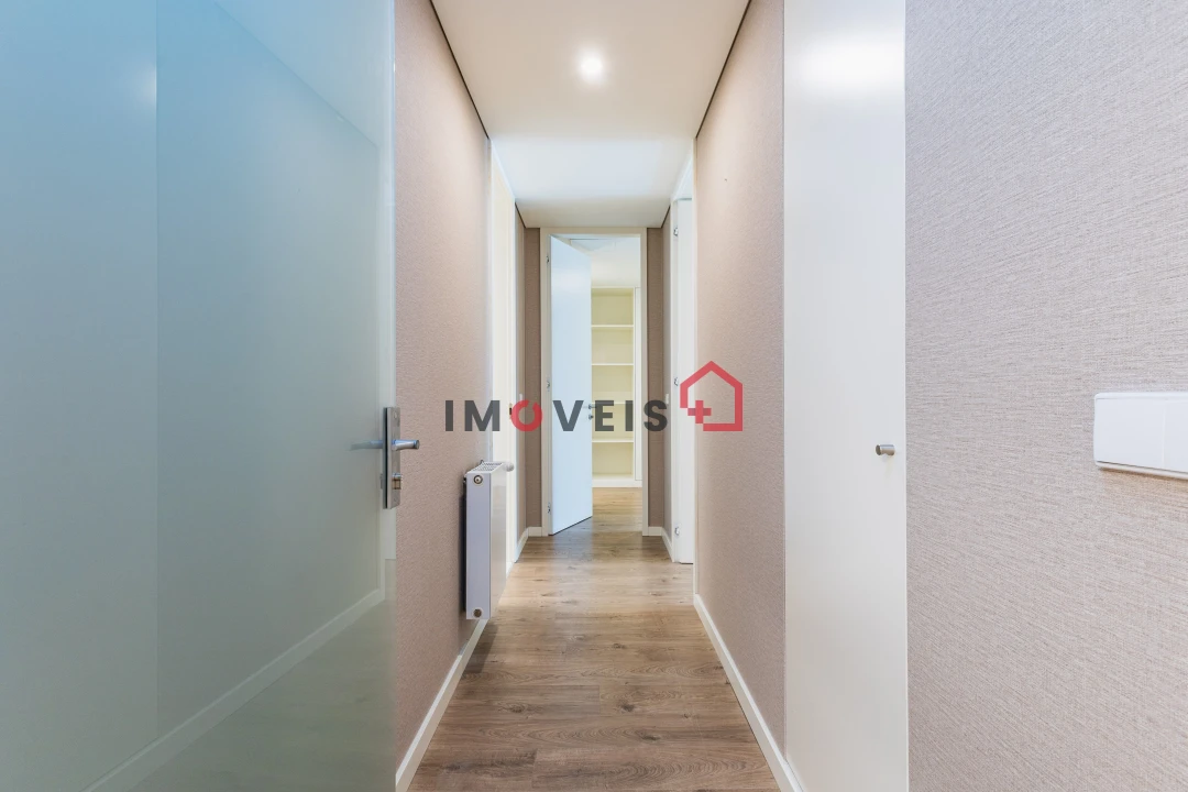 Apartamento T2 para Venda em Leiria, Pousos, Barreira e Cortes Foto 12