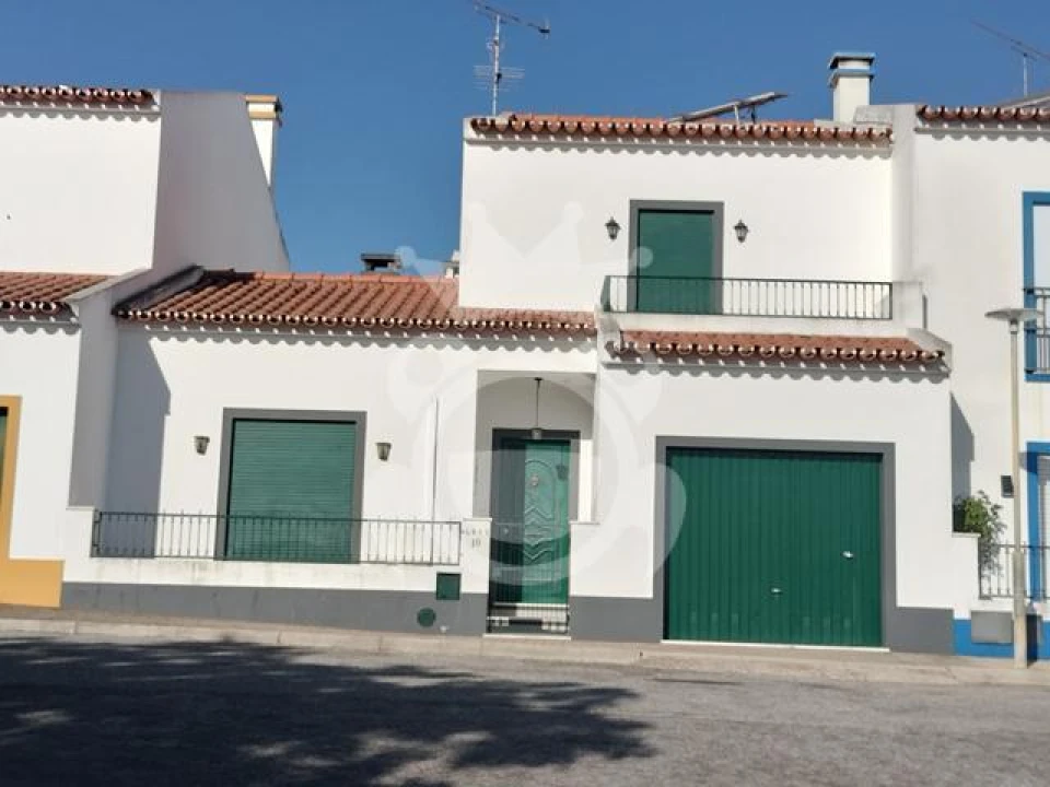 Moradia T3 para Venda em Reguengos de Monsaraz Foto 1