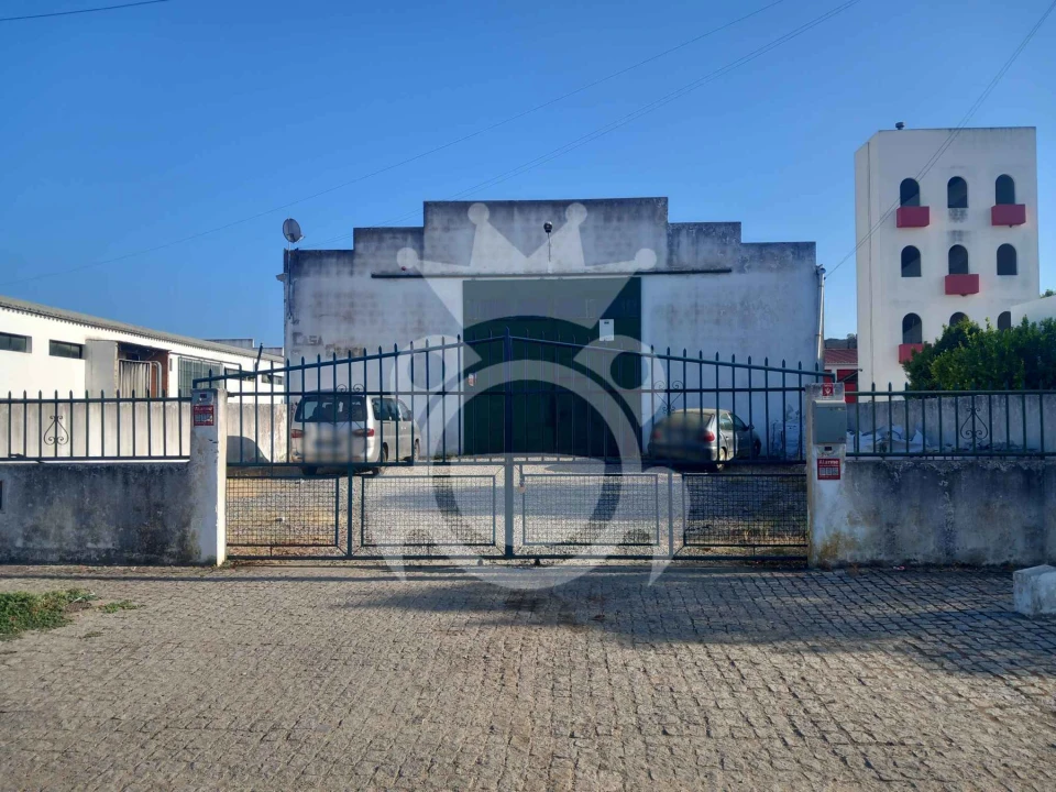 Armazém para Venda em Serpa (Salvador e Santa Maria) Foto 1