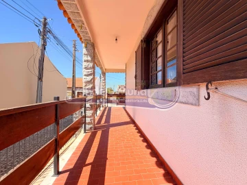 Moradia T4 para Venda em Samora Correia