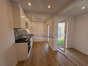 Apartamento T2 para Venda em Queluz e Belas