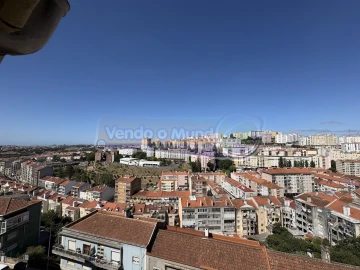 Apartamento T2 para Venda em Queluz e Belas
