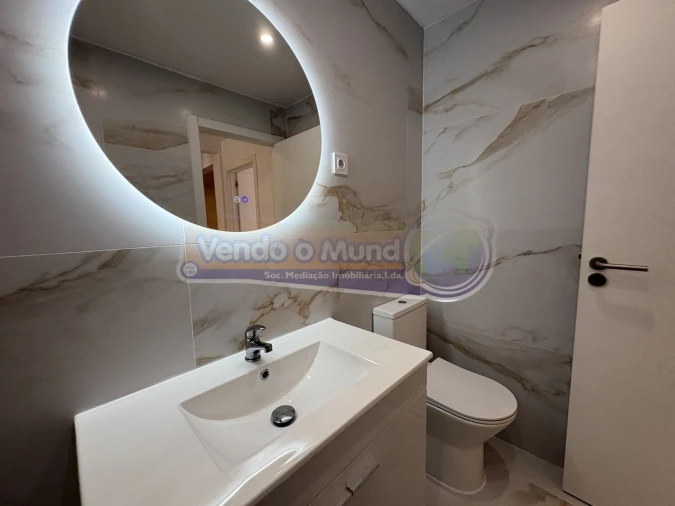Apartamento T2 para Venda em Queluz e Belas Foto 19