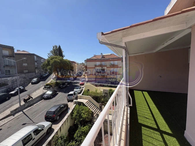 Apartamento T2 para Venda em Queluz e Belas Foto 7