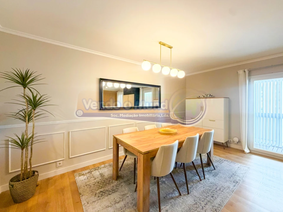 Apartamento T4 para Venda em Agualva e Mira-Sintra Foto 5