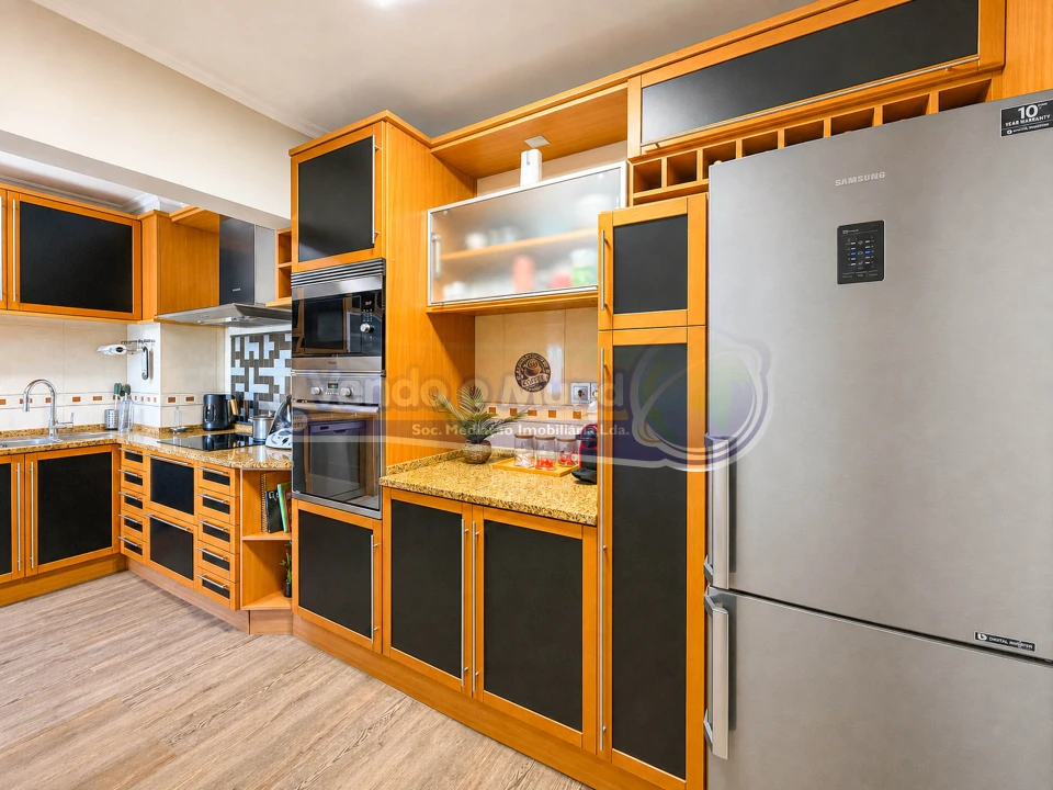 Apartamento T4 para Venda em Agualva e Mira-Sintra Foto 12