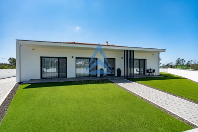 Moradia T4 para Venda em Marrazes e Barosa