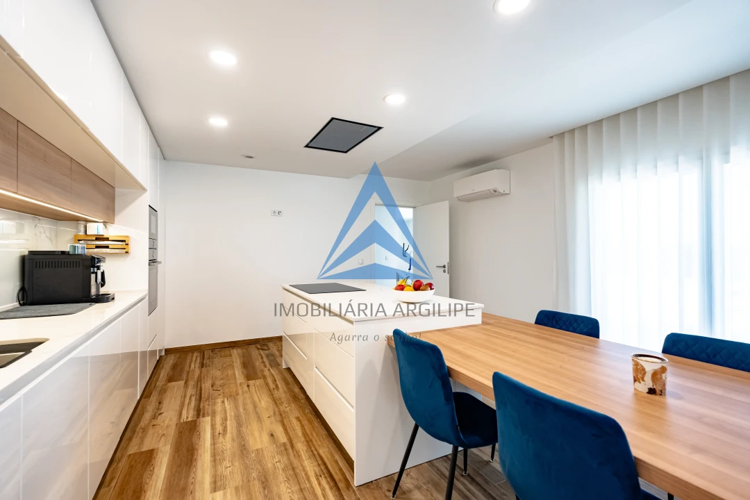 Moradia T4 para Venda em Marrazes e Barosa Foto 17
