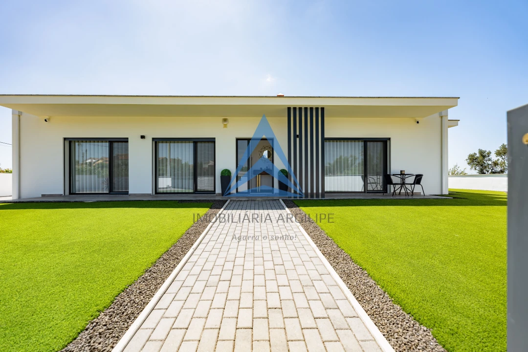 Moradia T4 para Venda em Marrazes e Barosa Foto 2