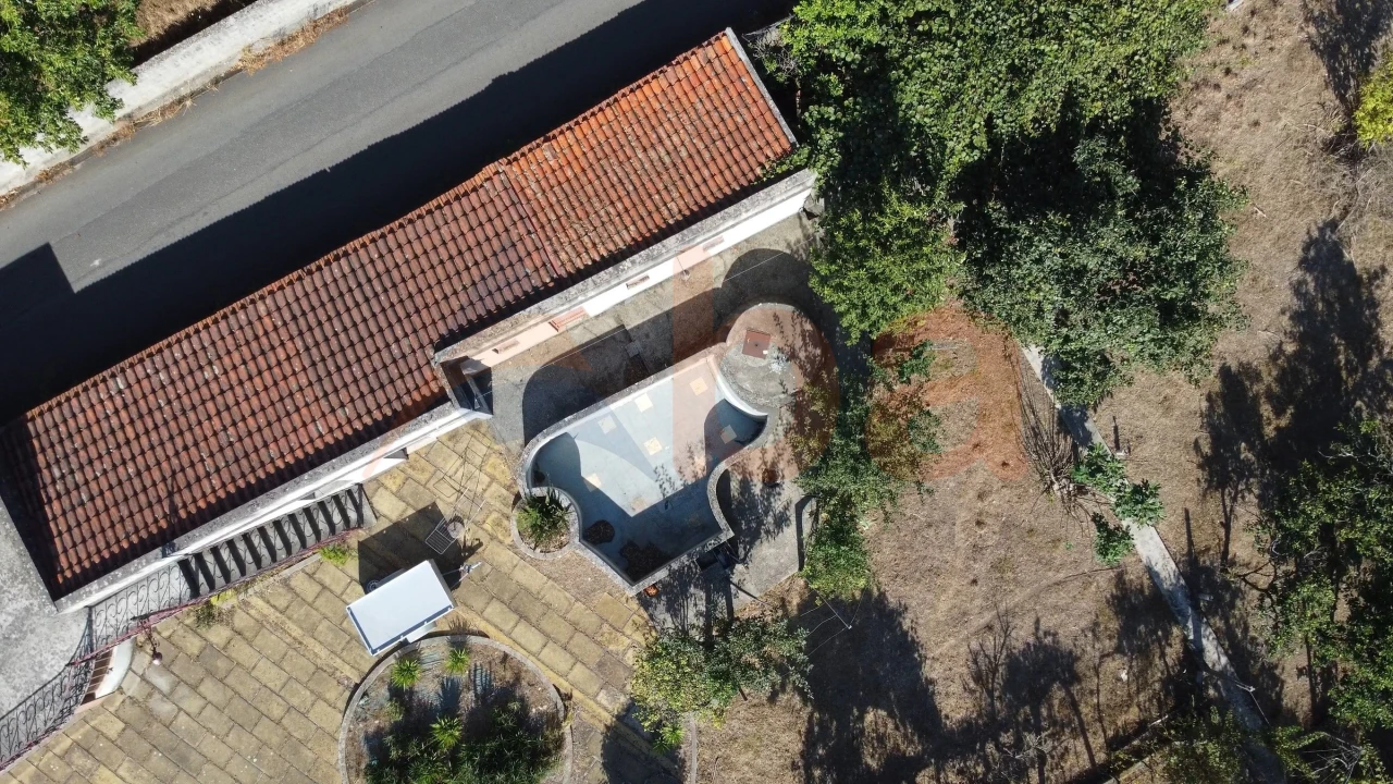 Moradia T4 para Venda em Valega Foto 11