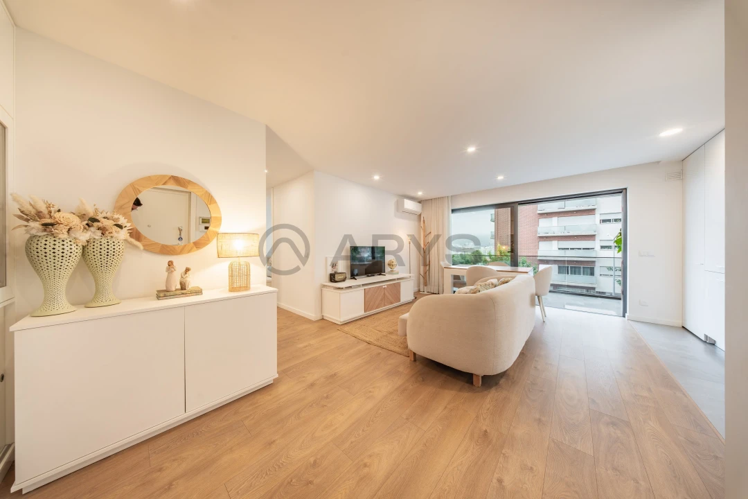 Apartamento T2 para Venda em Nogueira, Fraião e Lamaçães Foto 6