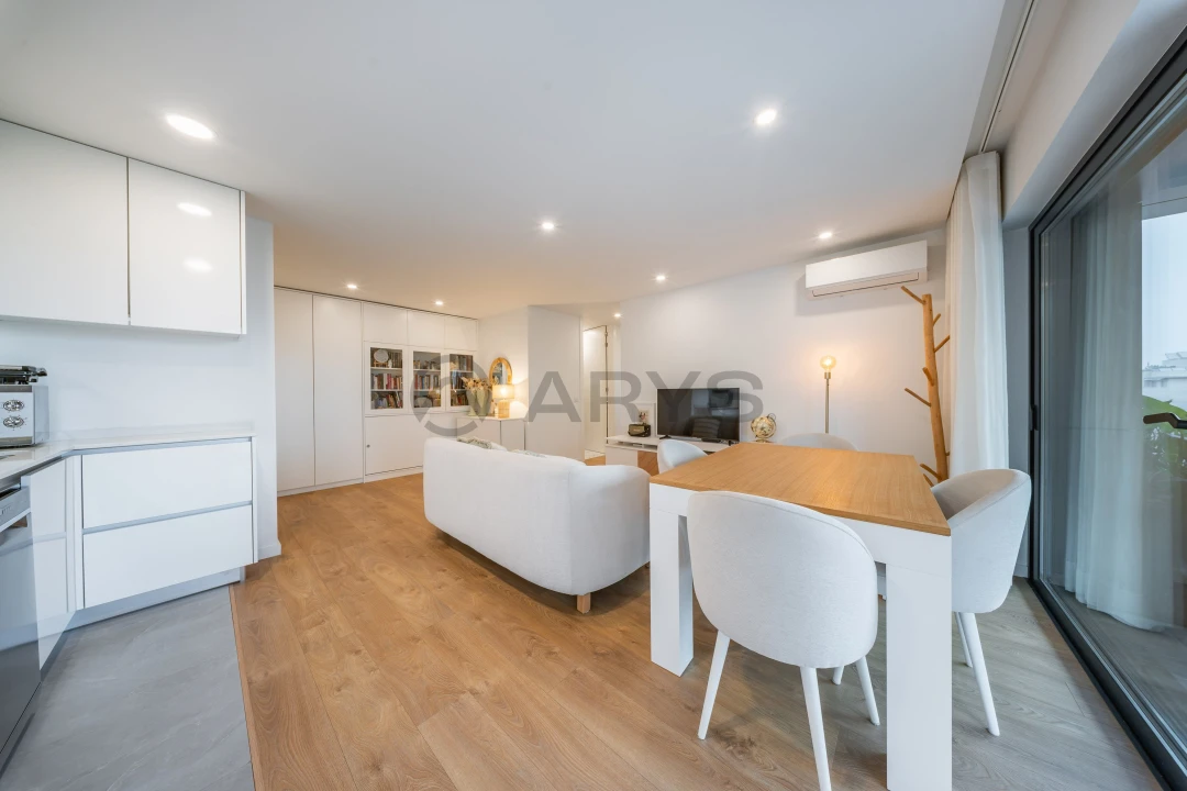 Apartamento T2 para Venda em Nogueira, Fraião e Lamaçães Foto 8