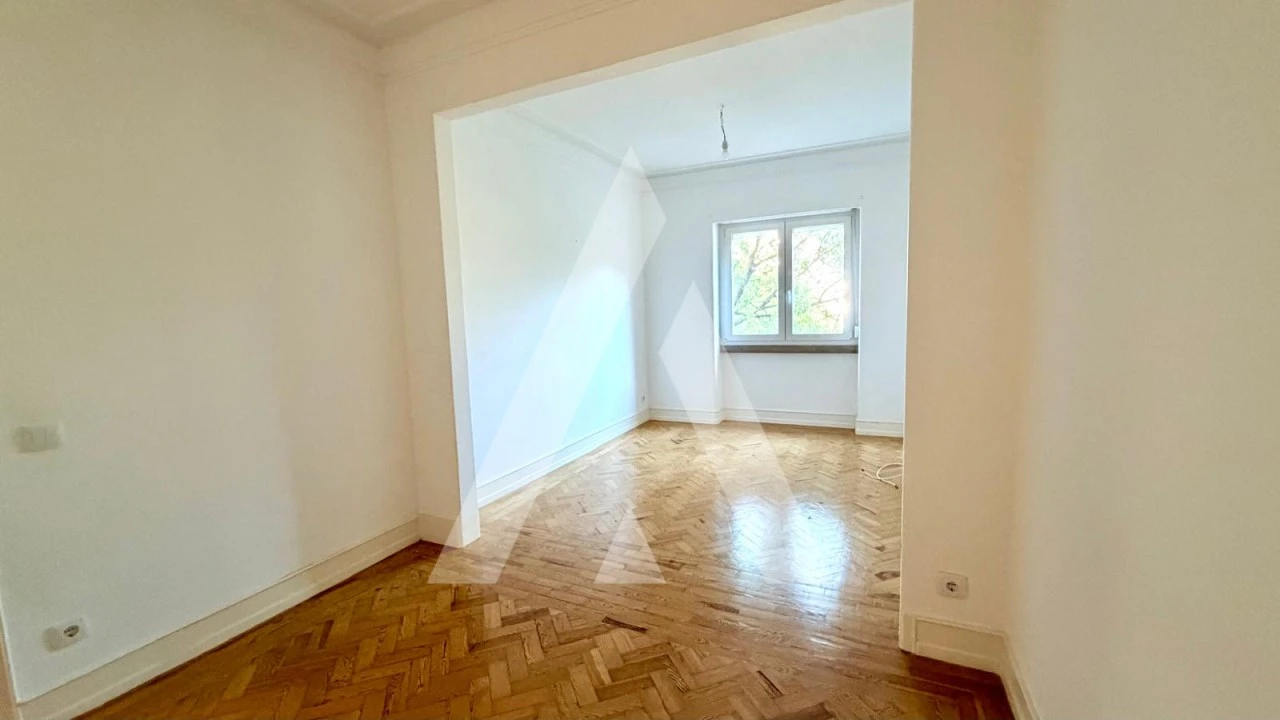 Apartamento T3 para Venda em Arroios Foto 9