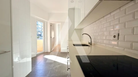 Apartamento T3 para Venda em Arroios