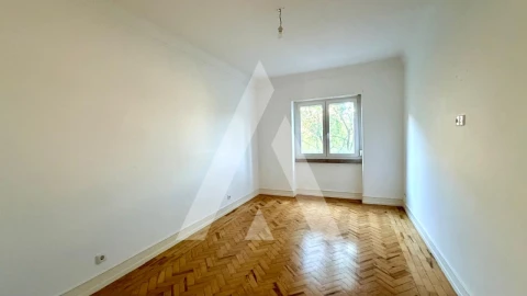 Apartamento T3 para Venda em Arroios