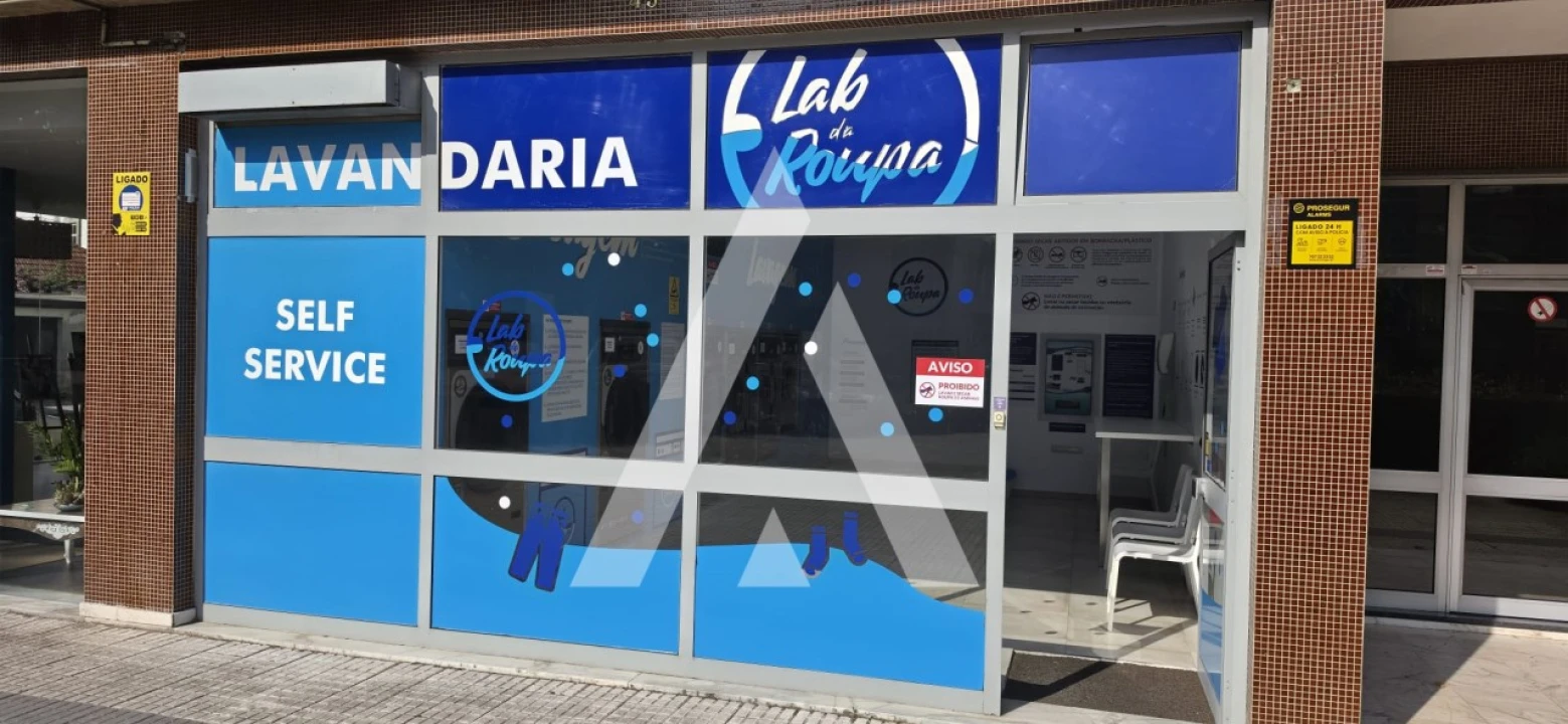 Loja para Venda em Braga (Maximinos, Sé e Cividade) Foto 1