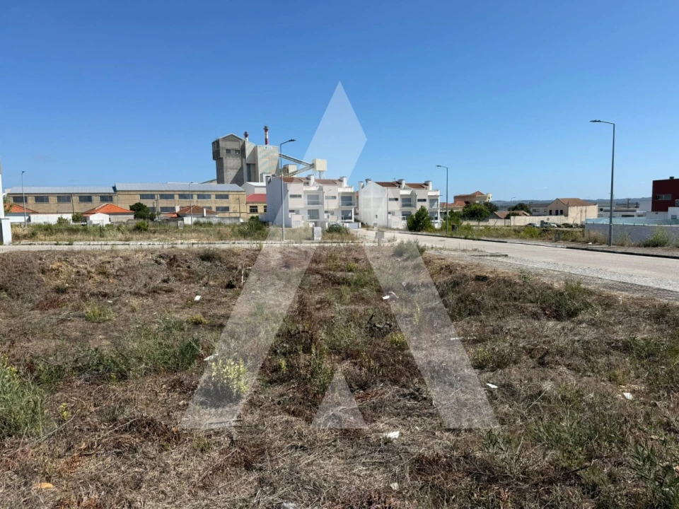 Terreno para Venda em Vila Verde Foto 2