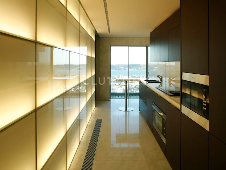 Apartamento T4 para Venda em Belém Foto 8
