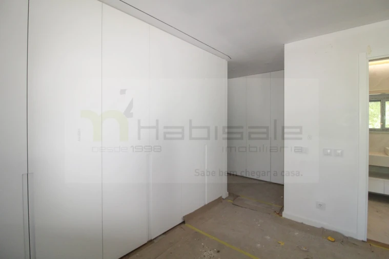 Apartamento T3 para Venda em Charneca de Caparica e Sobreda Foto 30