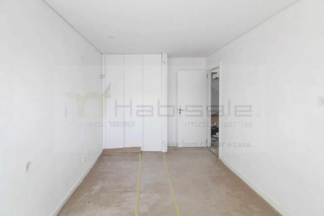 Apartamento T3 para Venda em Charneca de Caparica e Sobreda Foto 19