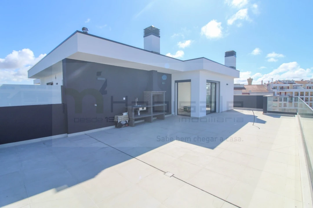 Apartamento T3 para Venda em Charneca de Caparica e Sobreda Foto 41