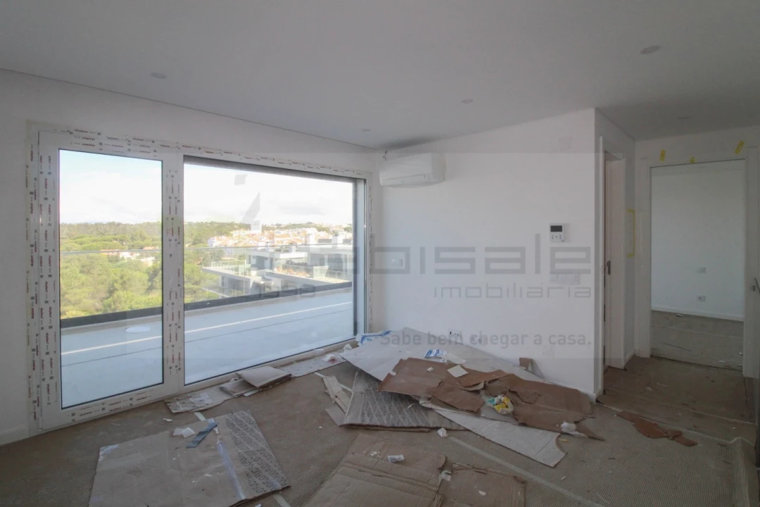 Apartamento T3 para Venda em Charneca de Caparica e Sobreda Foto 23