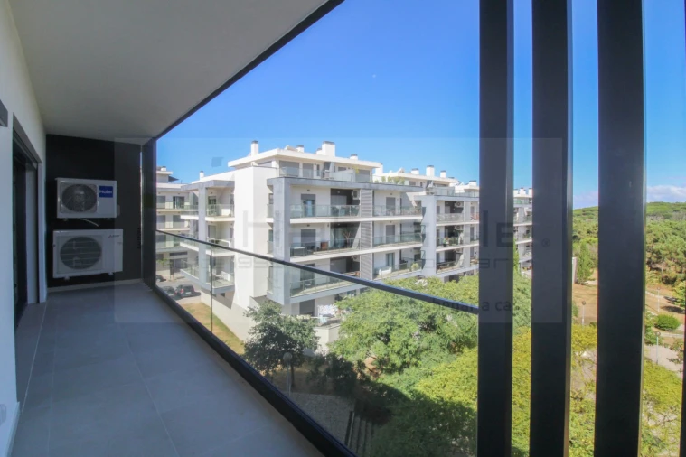 Apartamento T3 para Venda em Charneca de Caparica e Sobreda Foto 14