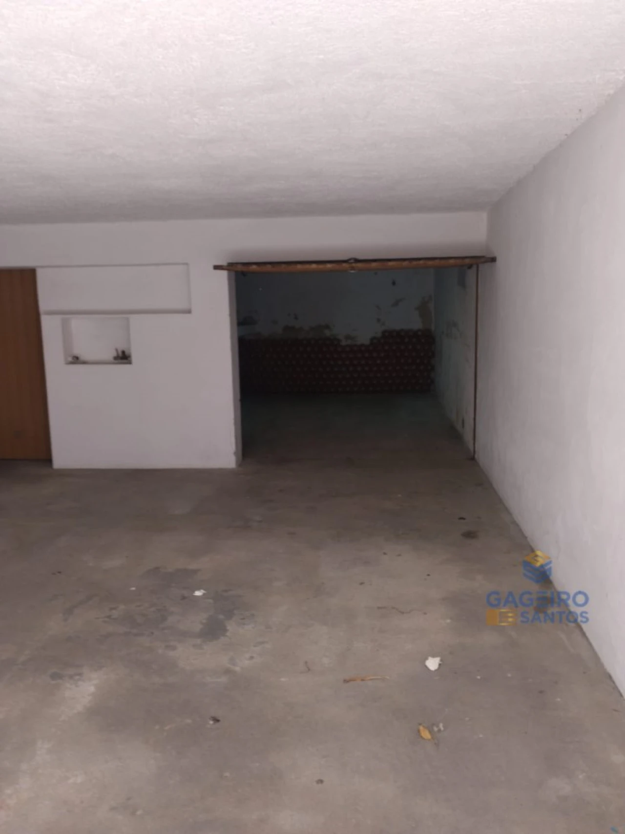 Garagem para Arrendamento em São Martinho do Porto Foto 3