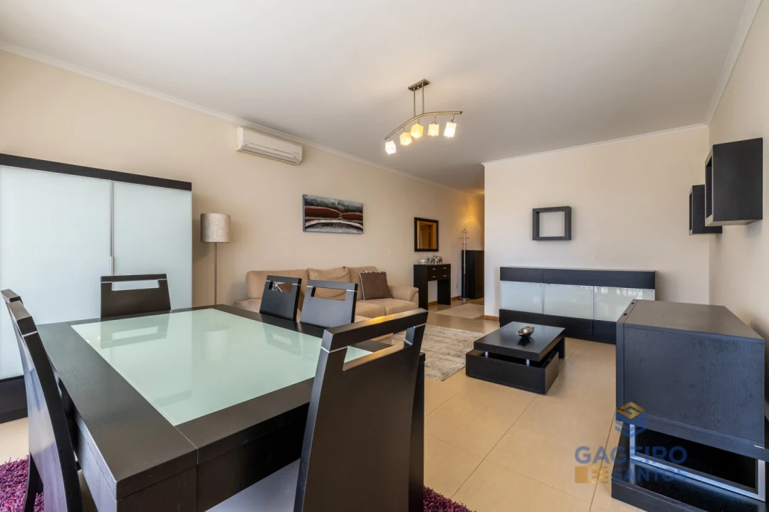 Apartamento T3 para Arrendamento em São Martinho do Porto Foto 5