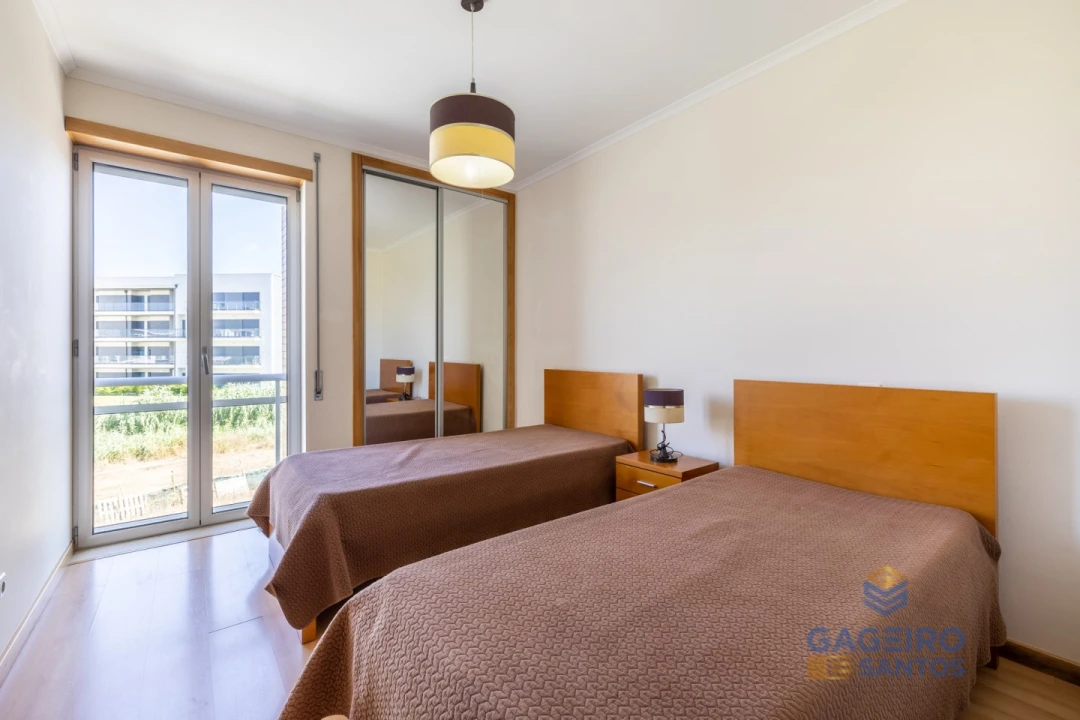 Apartamento T3 para Arrendamento em São Martinho do Porto Foto 18