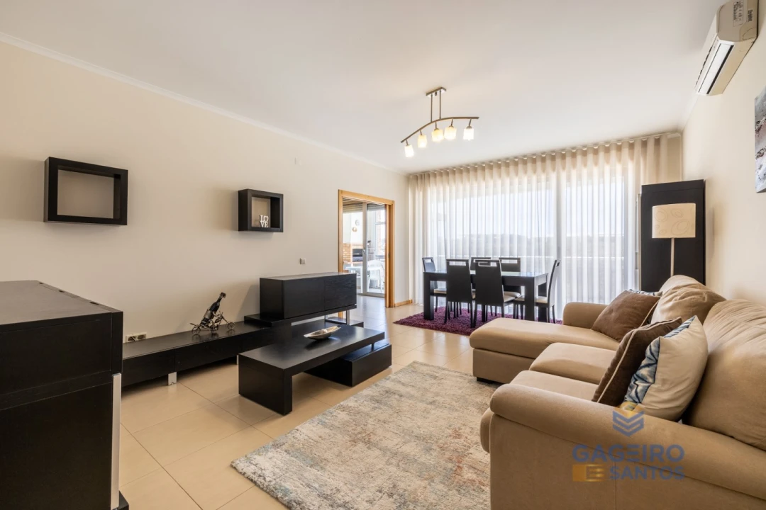 Apartamento T3 para Arrendamento em São Martinho do Porto Foto 2