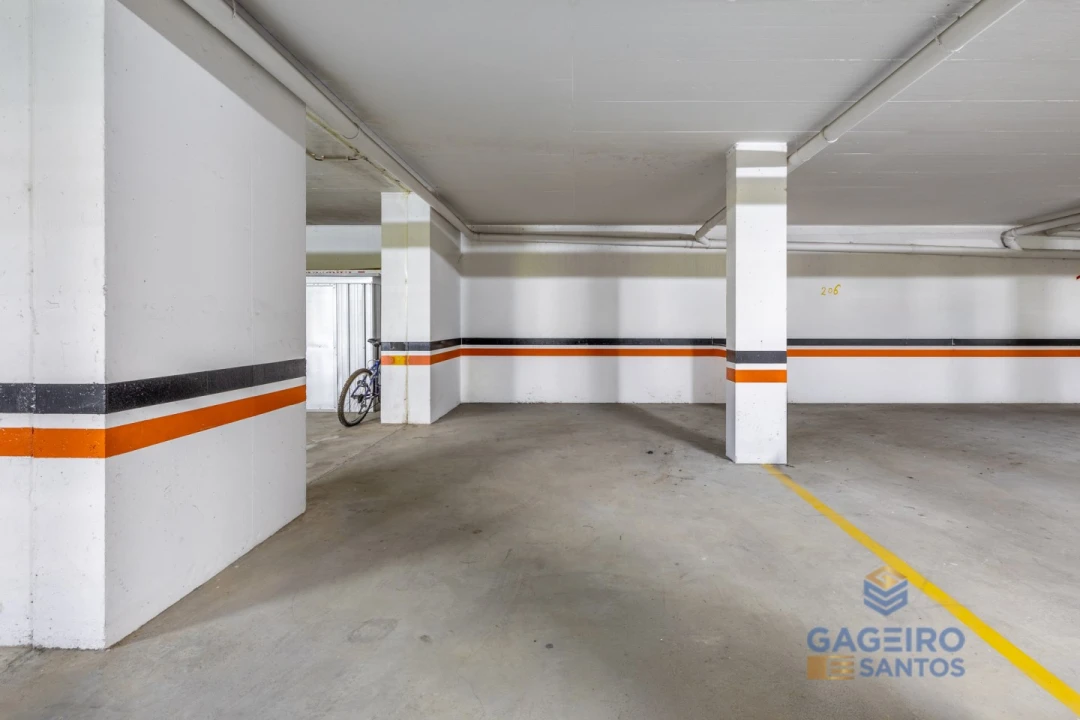Apartamento T3 para Arrendamento em São Martinho do Porto Foto 27