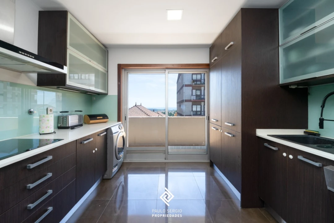 Apartamento T2 para Arrendamento em Canidelo Foto 2